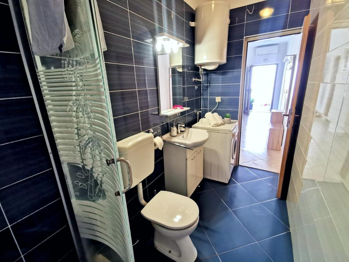 Parun Apartman Póla Kültér fotó
