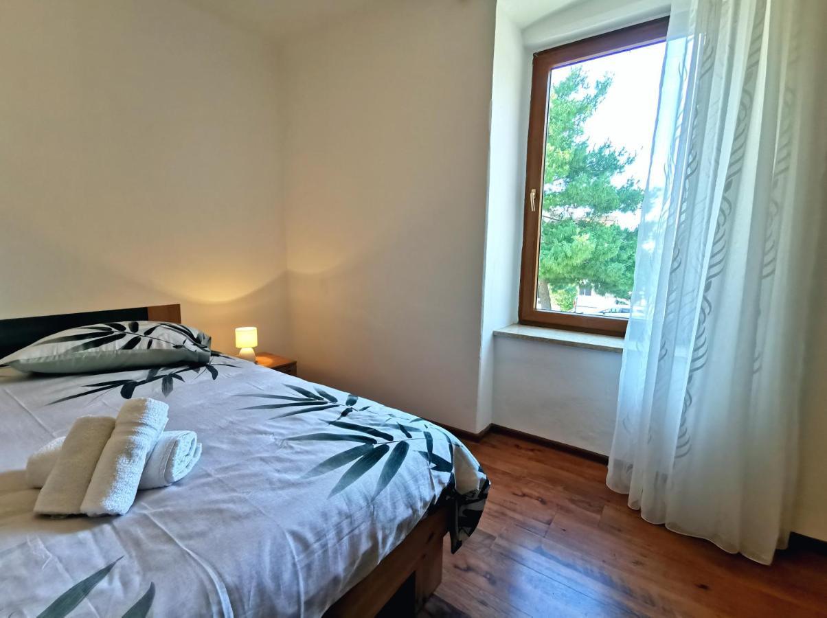 Parun Apartman Póla Kültér fotó