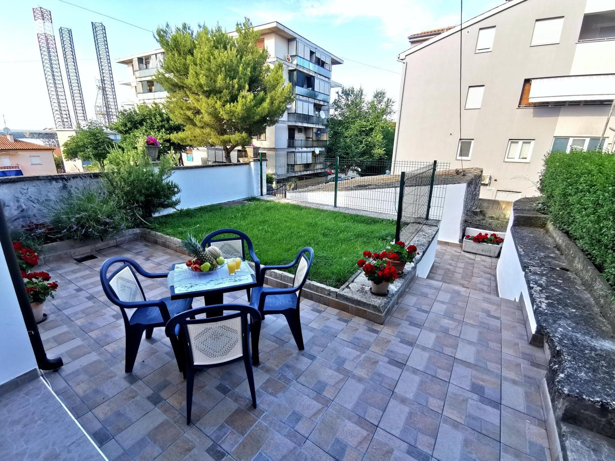 Parun Apartman Póla Kültér fotó